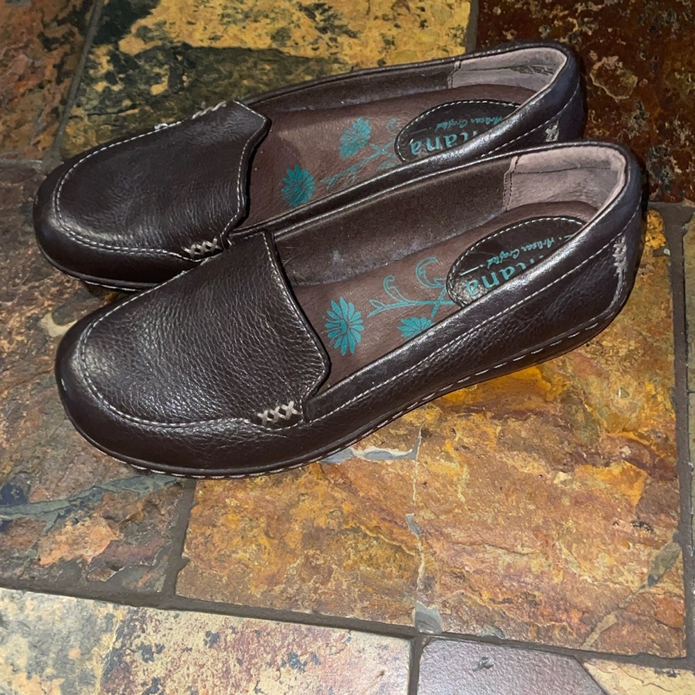 Women shoes